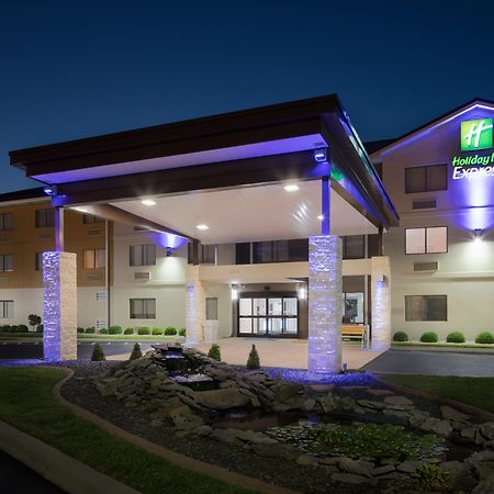 Holiday Inn Express Louisville Northeast, An Ihg Hotel Экстерьер фото