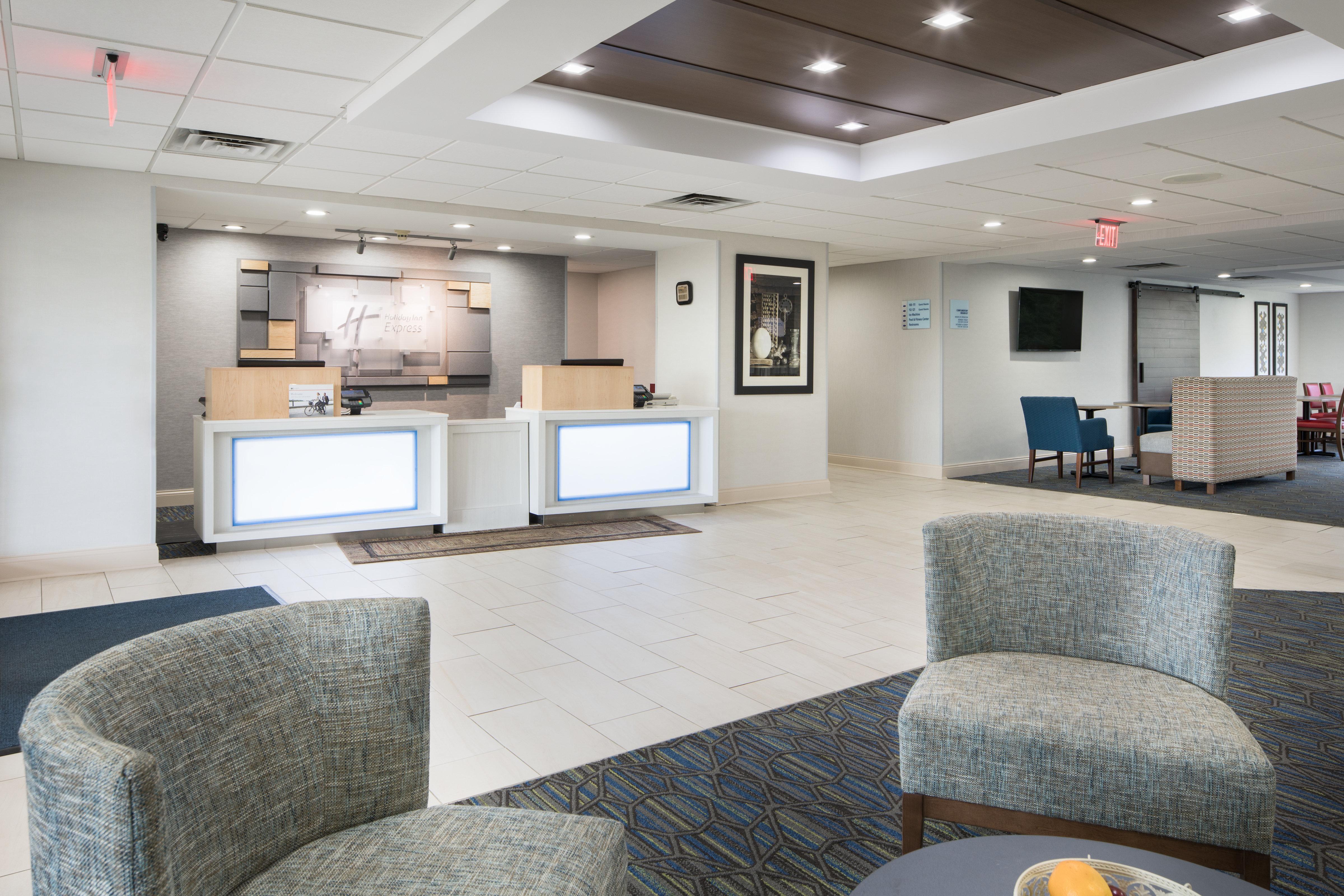 Holiday Inn Express Louisville Northeast, An Ihg Hotel Экстерьер фото